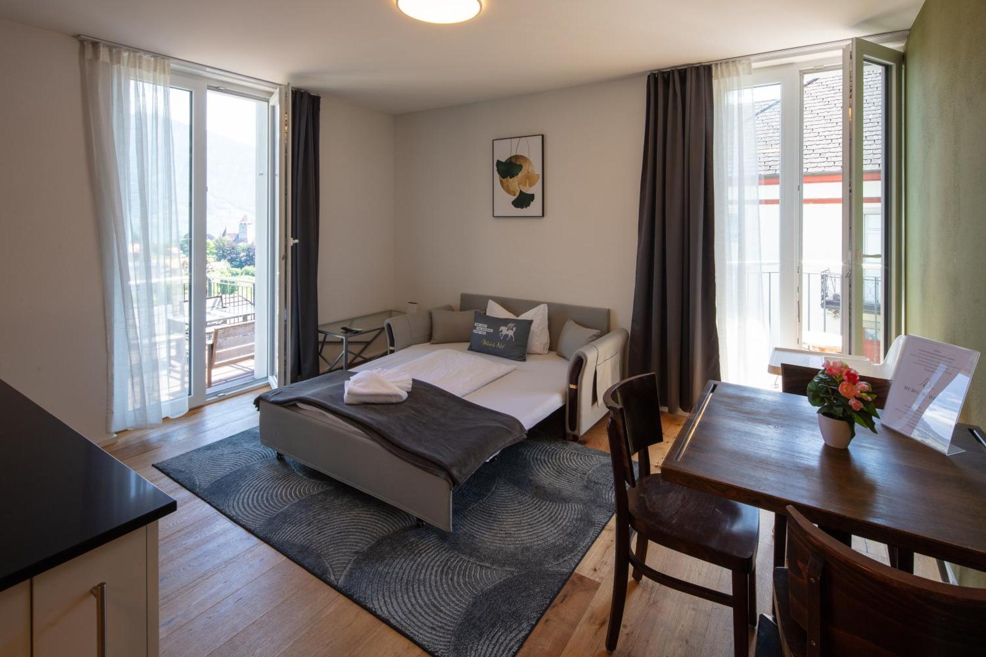 Berg & Berg Apartments - Spiez Self-Check-In מראה חיצוני תמונה