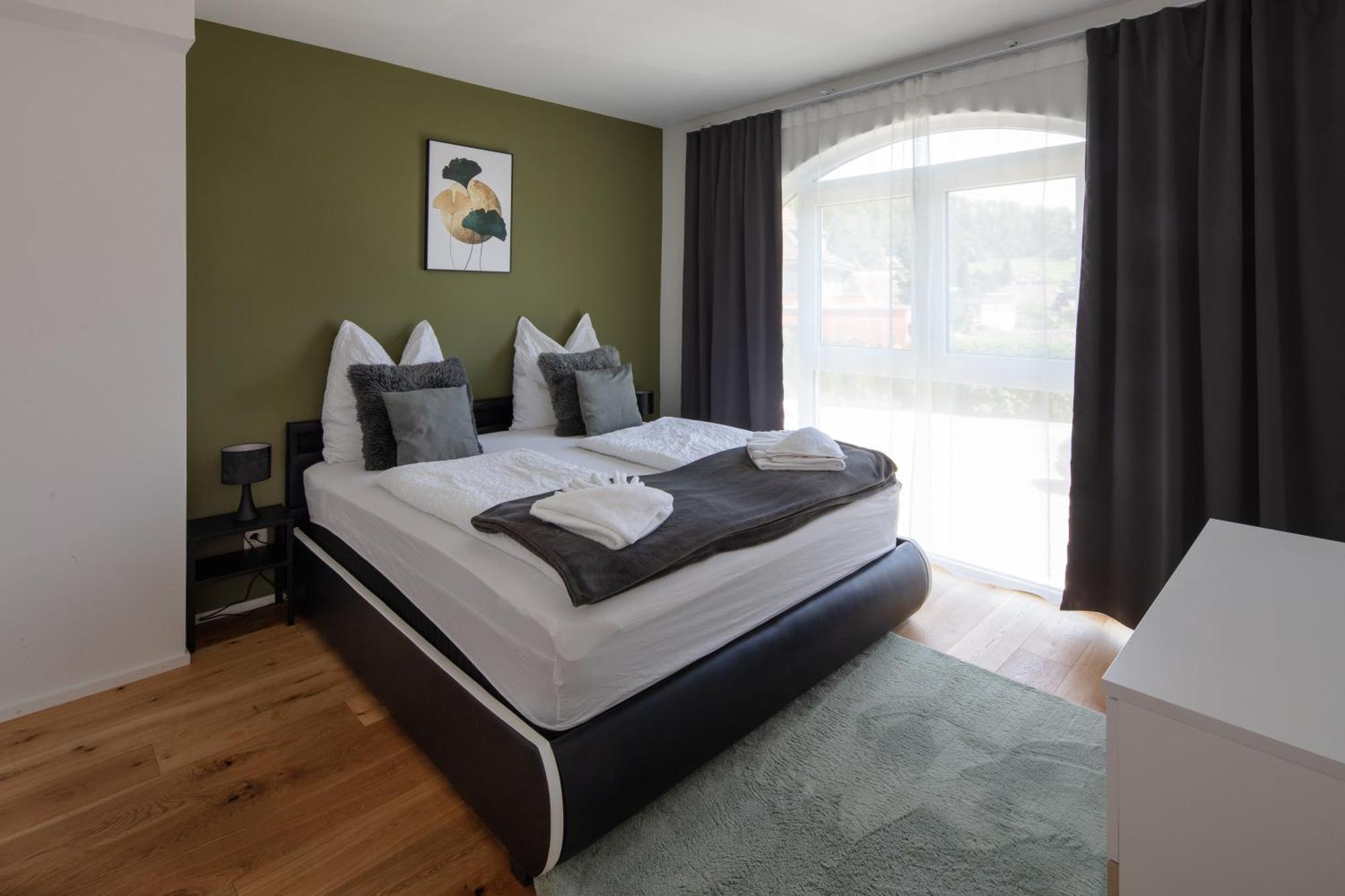 Berg & Berg Apartments - Spiez Self-Check-In מראה חיצוני תמונה